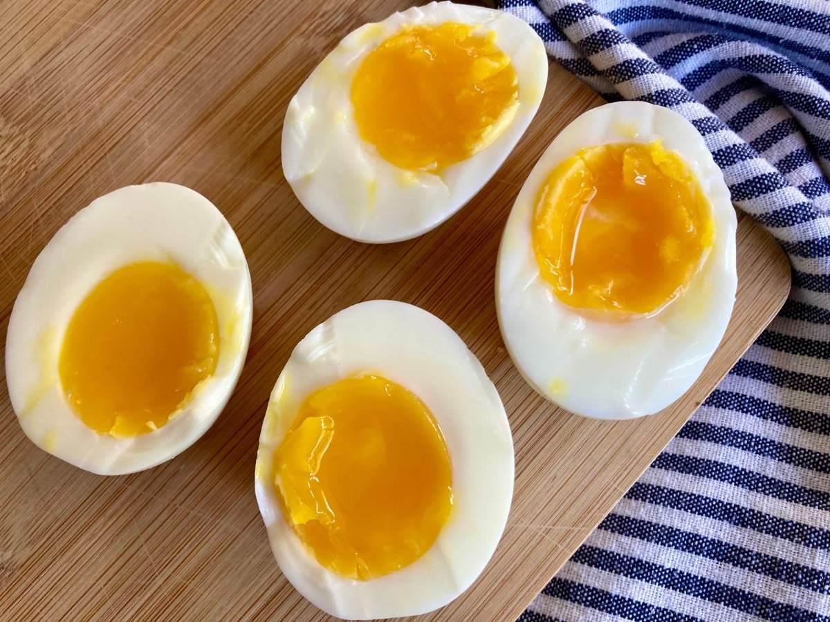 4 medium boiled egg halves