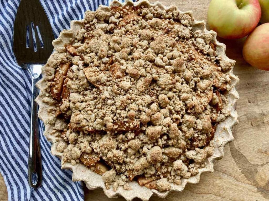 Gluten-free dutch apple pie with gluten-free crumb topping